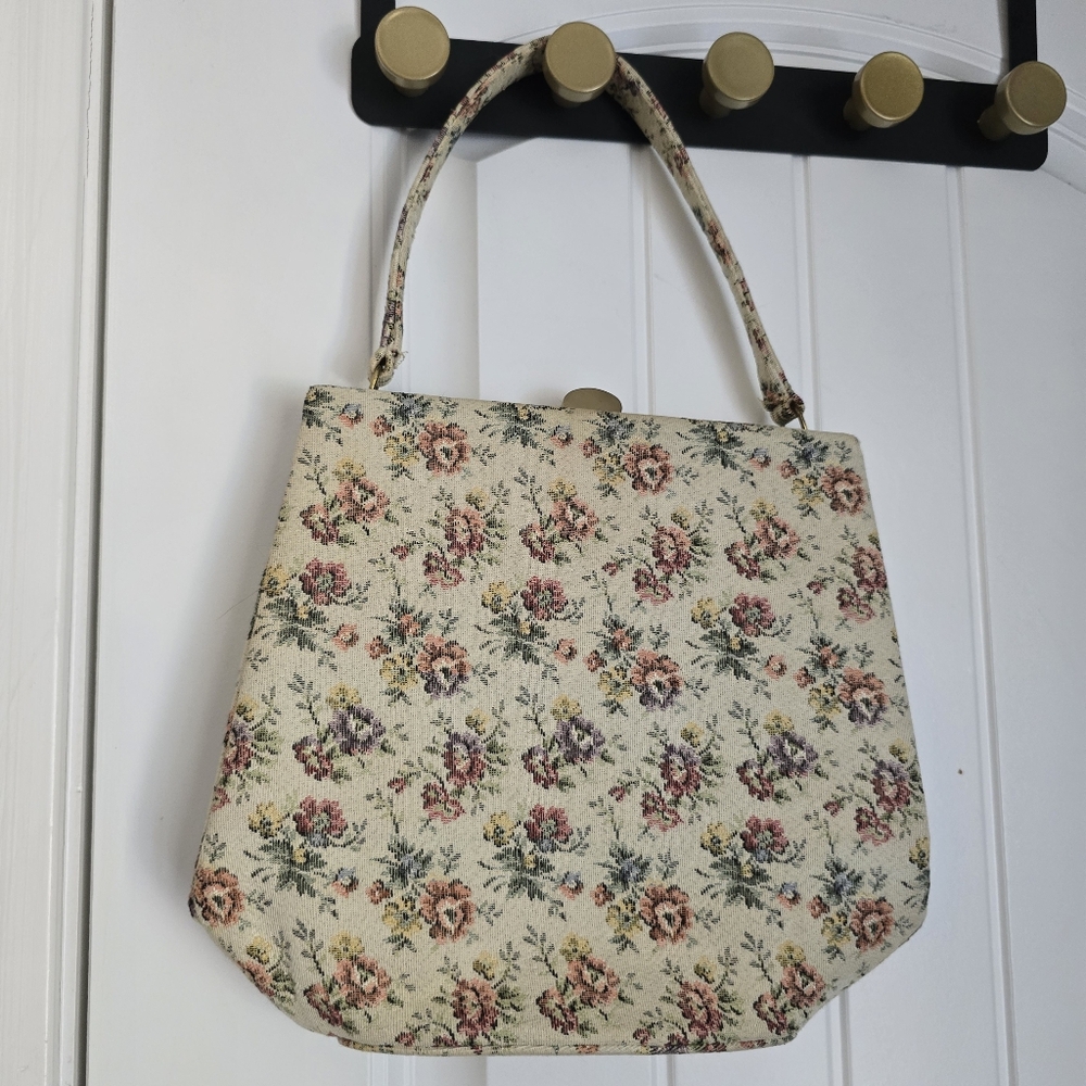 Vintage Tapestry Clasp Purse